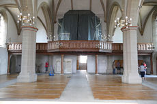 Räumung des Restinventars und der Kirchenbänke aus der Kirche (Foto: Karl-Franz Thiede)